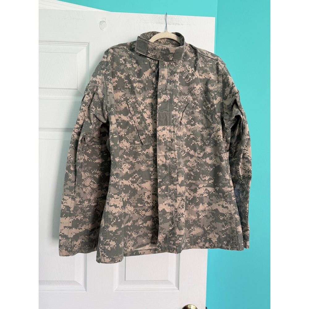 US Army ACU Digital Camo Combat Uniform Coat Jacket UCP Medium Regular Ripstop